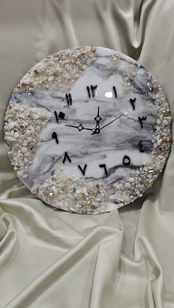 Luxurious Marble Resin Clock with Crystal and Gold Detailing