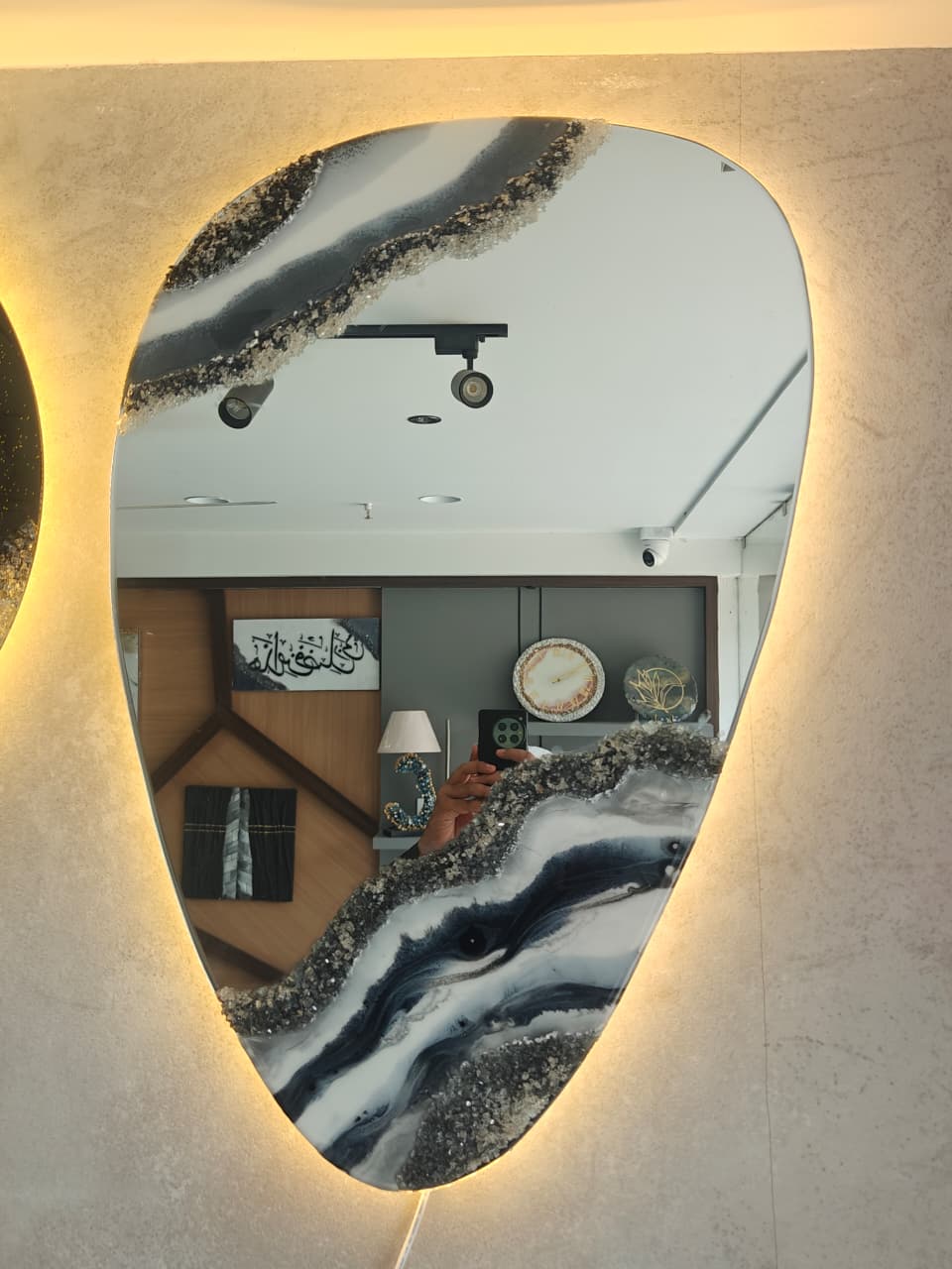Geode-Inspired Resin LED Mirror